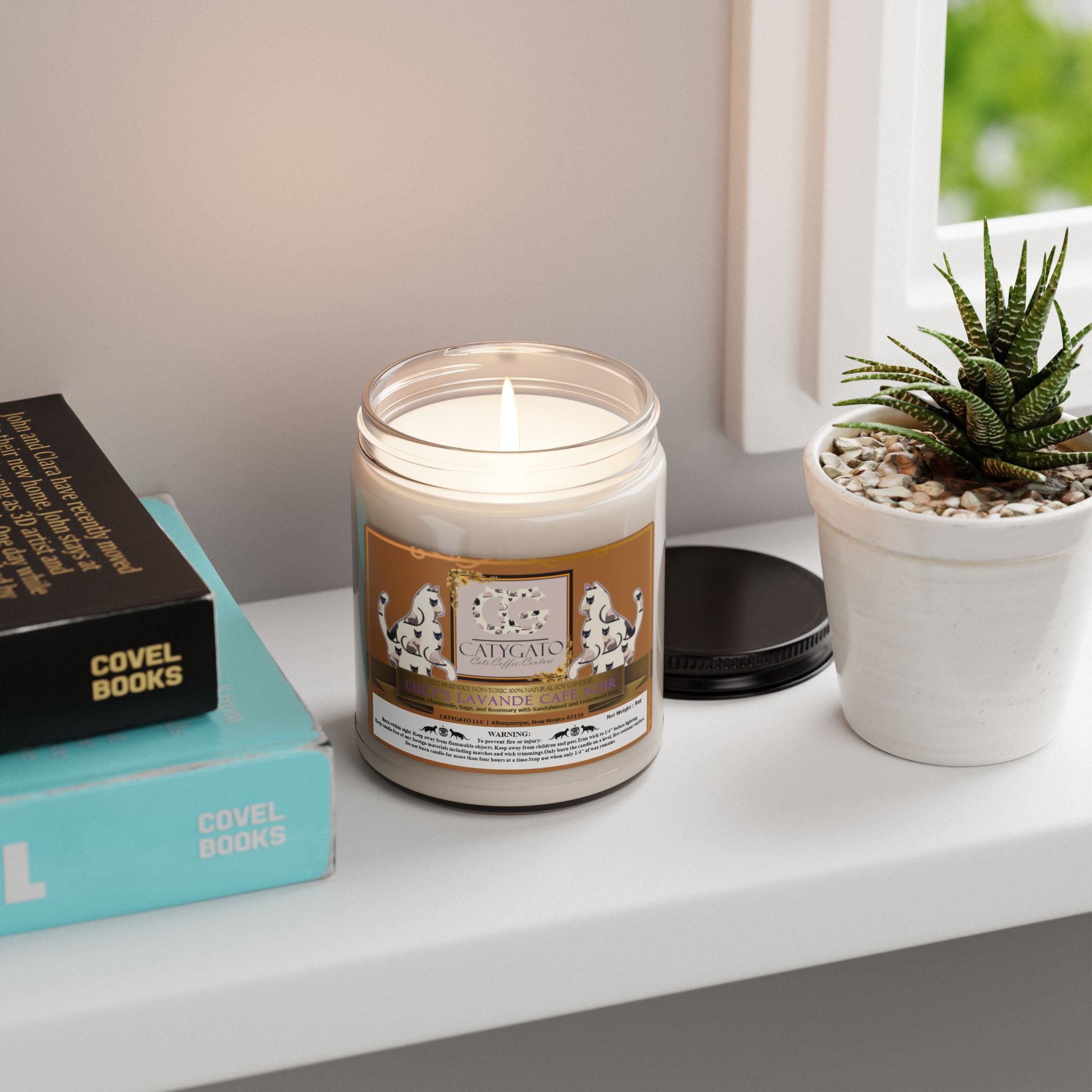 CatyGato Lucy's Lavande Cafe Noir 9oz Soy Candle