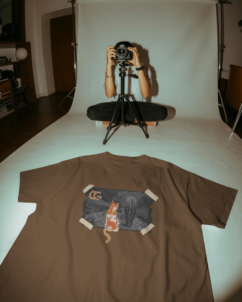 CatyGato Organic Cotton Cats and Photograghs T-Shirt 1