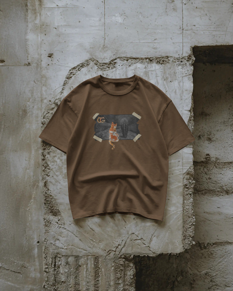 CatyGato Organic Cotton Cats and Photograghs T-Shirt 1