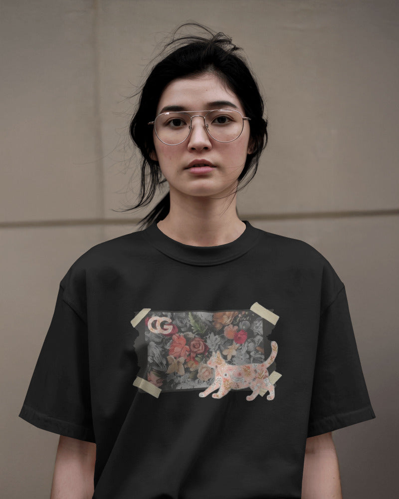 CatyGato Organic Cotton Cats and Photographs T-Shirt 6